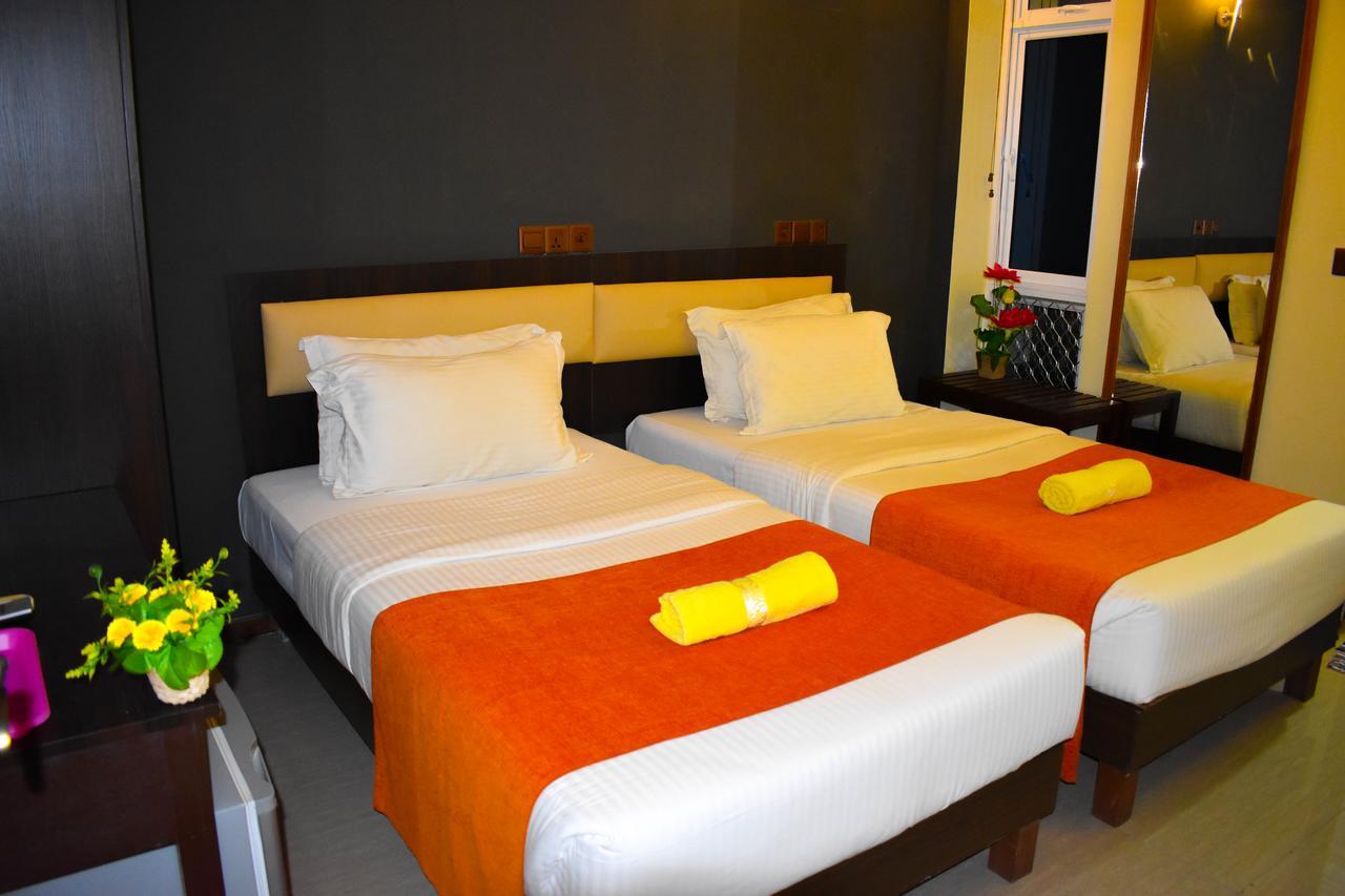 Seasunbeach Hotel Maldives Hulhumale Esterno foto