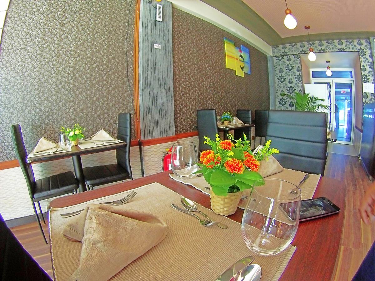 Seasunbeach Hotel Maldives Hulhumale Esterno foto