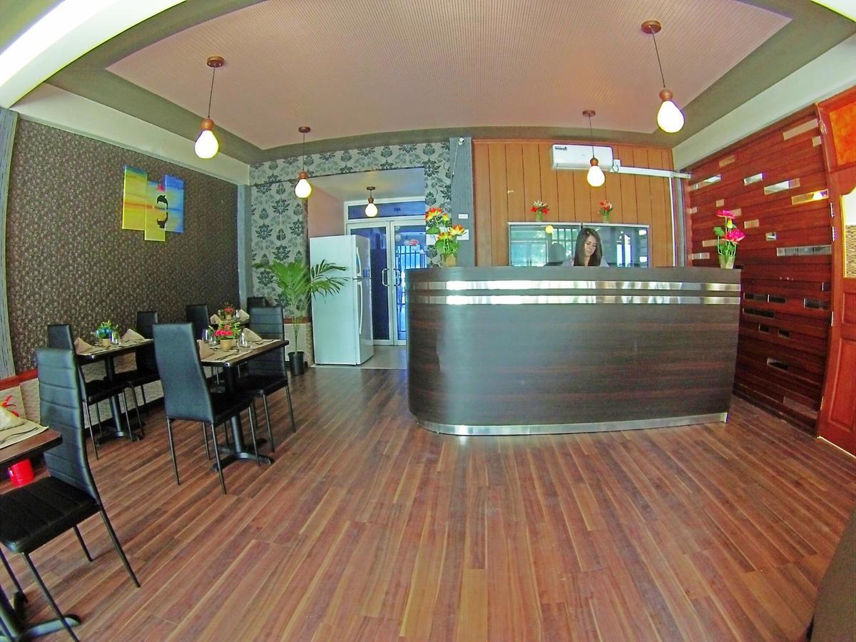 Seasunbeach Hotel Maldives Hulhumale Esterno foto