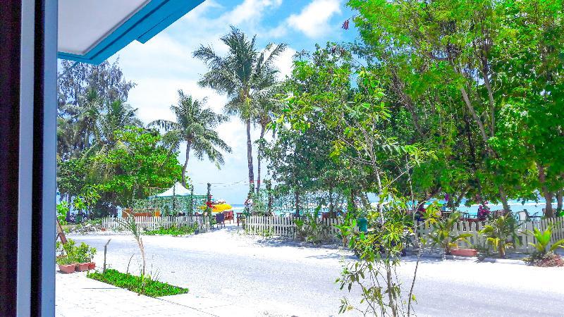 Seasunbeach Hotel Maldives Hulhumale Esterno foto