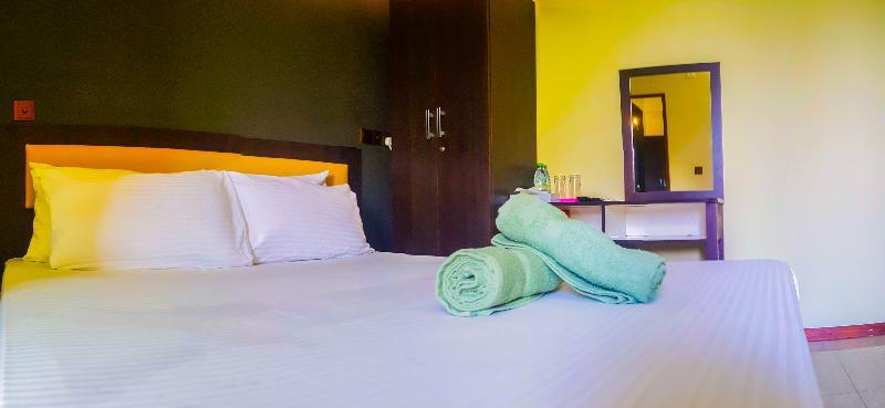 Seasunbeach Hotel Maldives Hulhumale Esterno foto