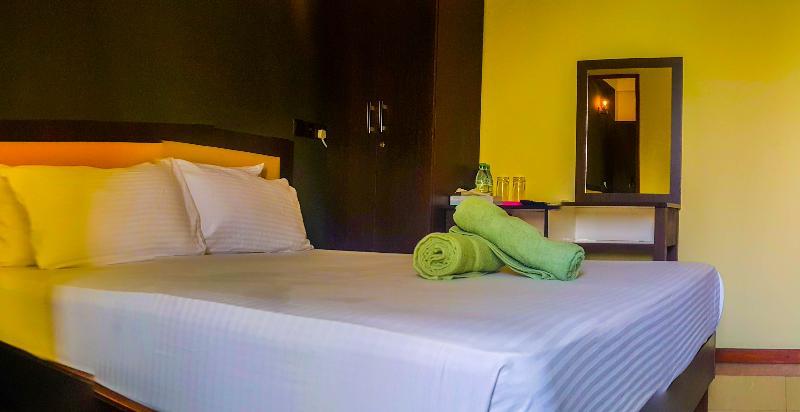 Seasunbeach Hotel Maldives Hulhumale Esterno foto