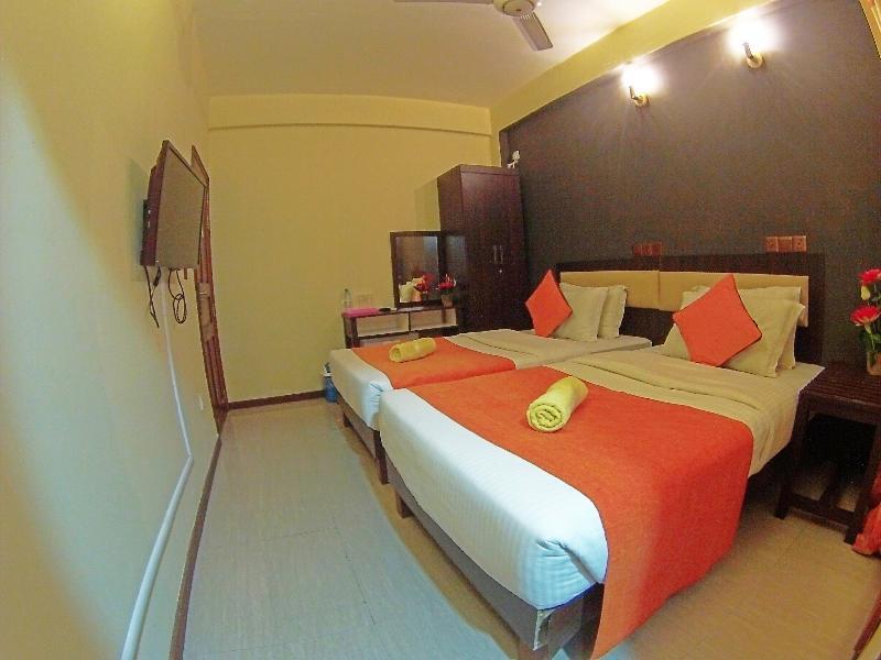 Seasunbeach Hotel Maldives Hulhumale Esterno foto